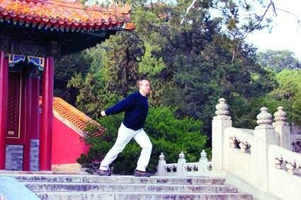 Qigong- "Der Tiger streckt seinen R�cken"